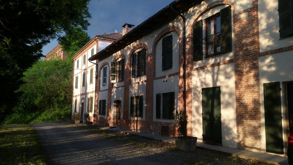 アスティ La Cascina Del Castelloヴィラ エクステリア 写真